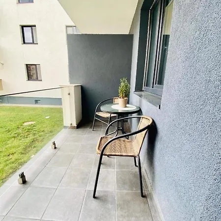 Apartament Roman Апартаменти *